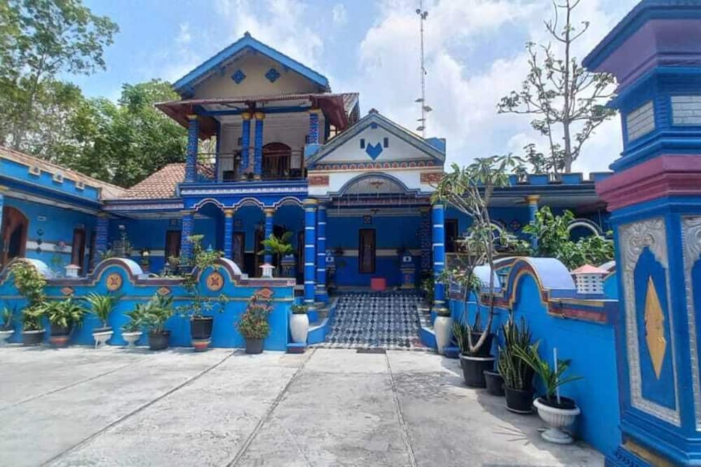 OYO 94370 Lestinn Homestay Monjali
