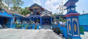 Front of property - OYO 94370 Lestinn Homestay Monjali (Depok)