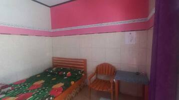 Standard Double Room | Free WiFi, bed sheets