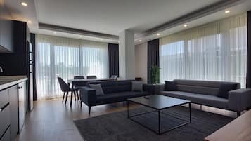 Apartment, Accessible | 2 bedrooms, desk