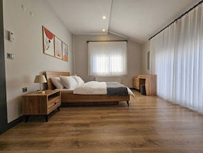 Apartamento | 3 quartos, escrivaninha, acesso à internet de alta velocidade