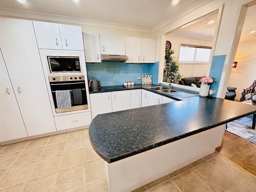 Entire Home- 5 Min to Parramatta,Westmead Hospital,Commbank stadium