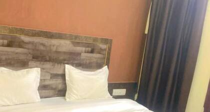 Hotel Raas Ramayana