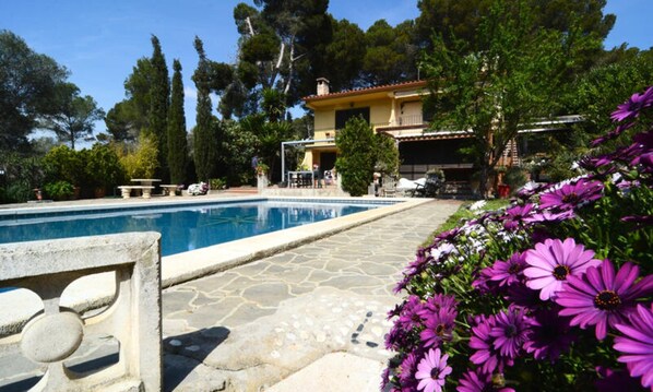 Piscine extérieure