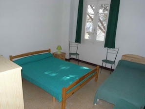 2 bedrooms