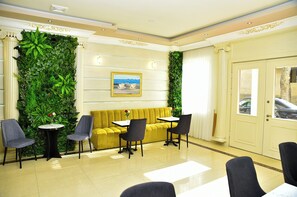 Reception - Karat Inn Boutique Hotel (Baku)