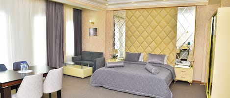 Luxury Room, City View
