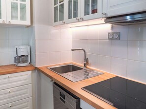 Køleskab, mikrobølgeovn, ovn, opvaskemaskine