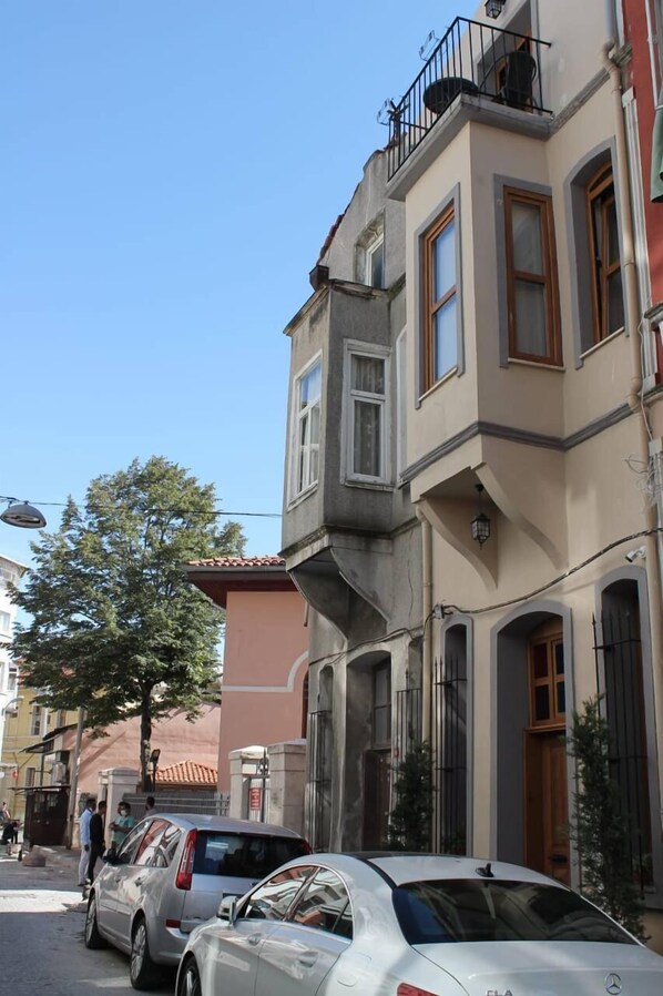 Exterior - Sofia Konaklama (Istanbul)