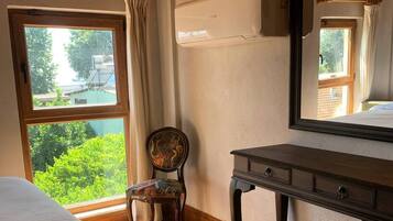 Wifi gratis y ropa de cama