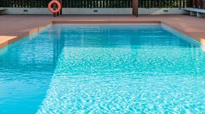 Pool - Apartment with Terrace and Parking 5 min from Beach (Palamós)