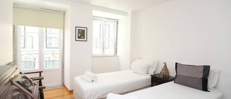 1 chambre, fer et planche Ă  repasser, lit parapluie, Wi-Fi