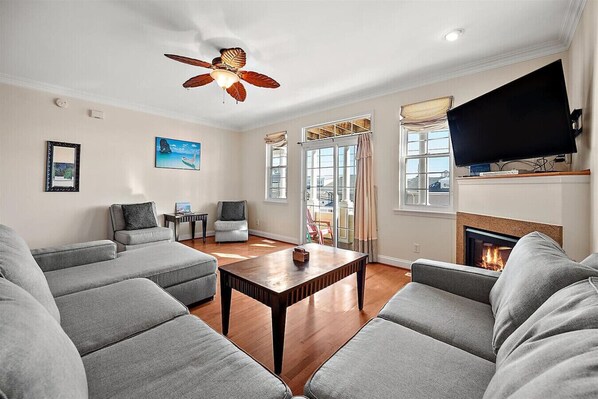 TV - Alexander Townhomes - Main Manor! (Ocean City)