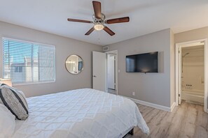 2 bedrooms, iron/ironing board, travel cot, WiFi