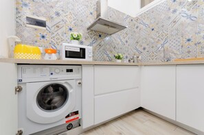 아파트 | 전용 주방 | 전자레인지, 오븐, 쿡탑, 에스프레소 메이커