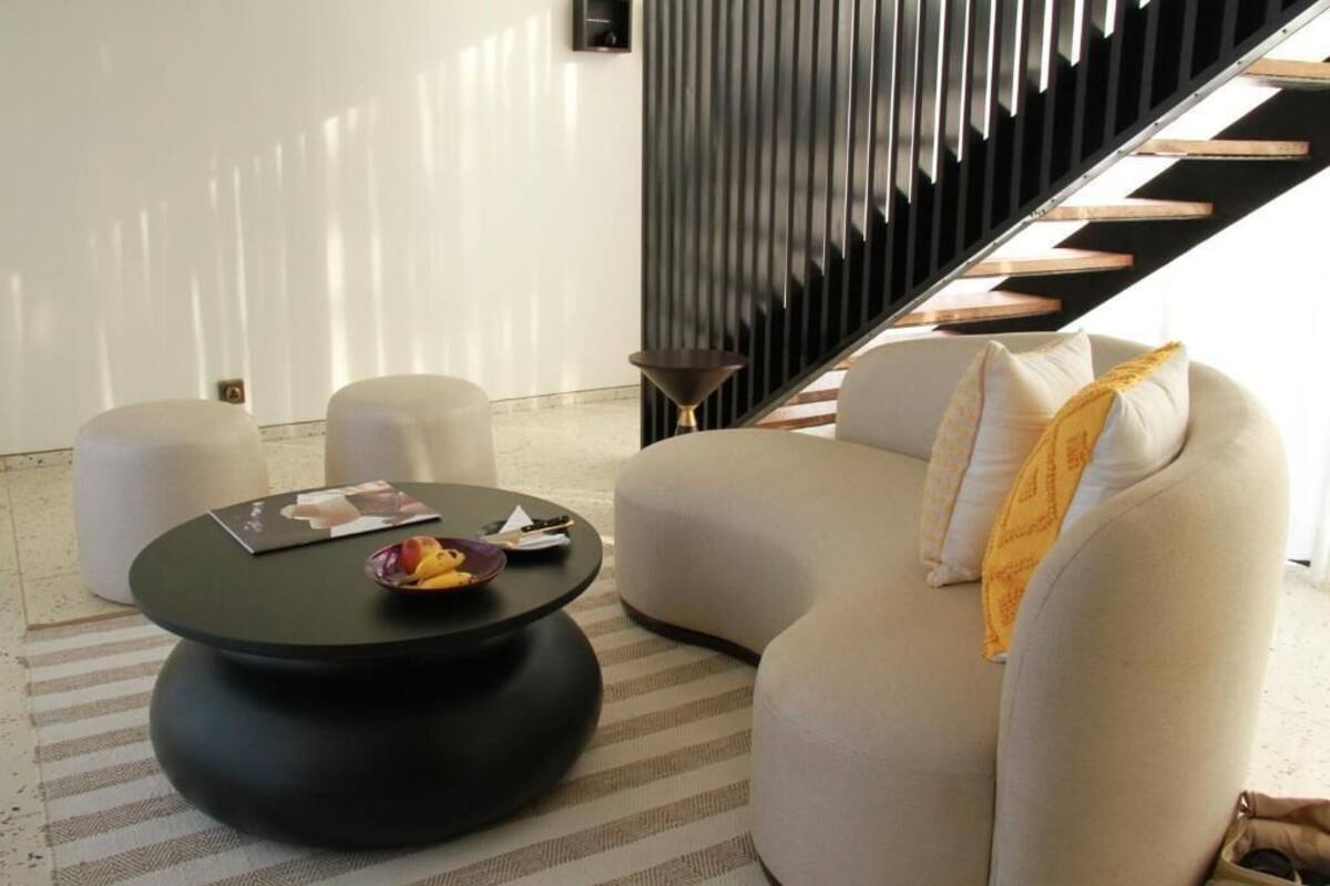 Studio Suite Presidential | Khu phòng khách | Đồ chơi 