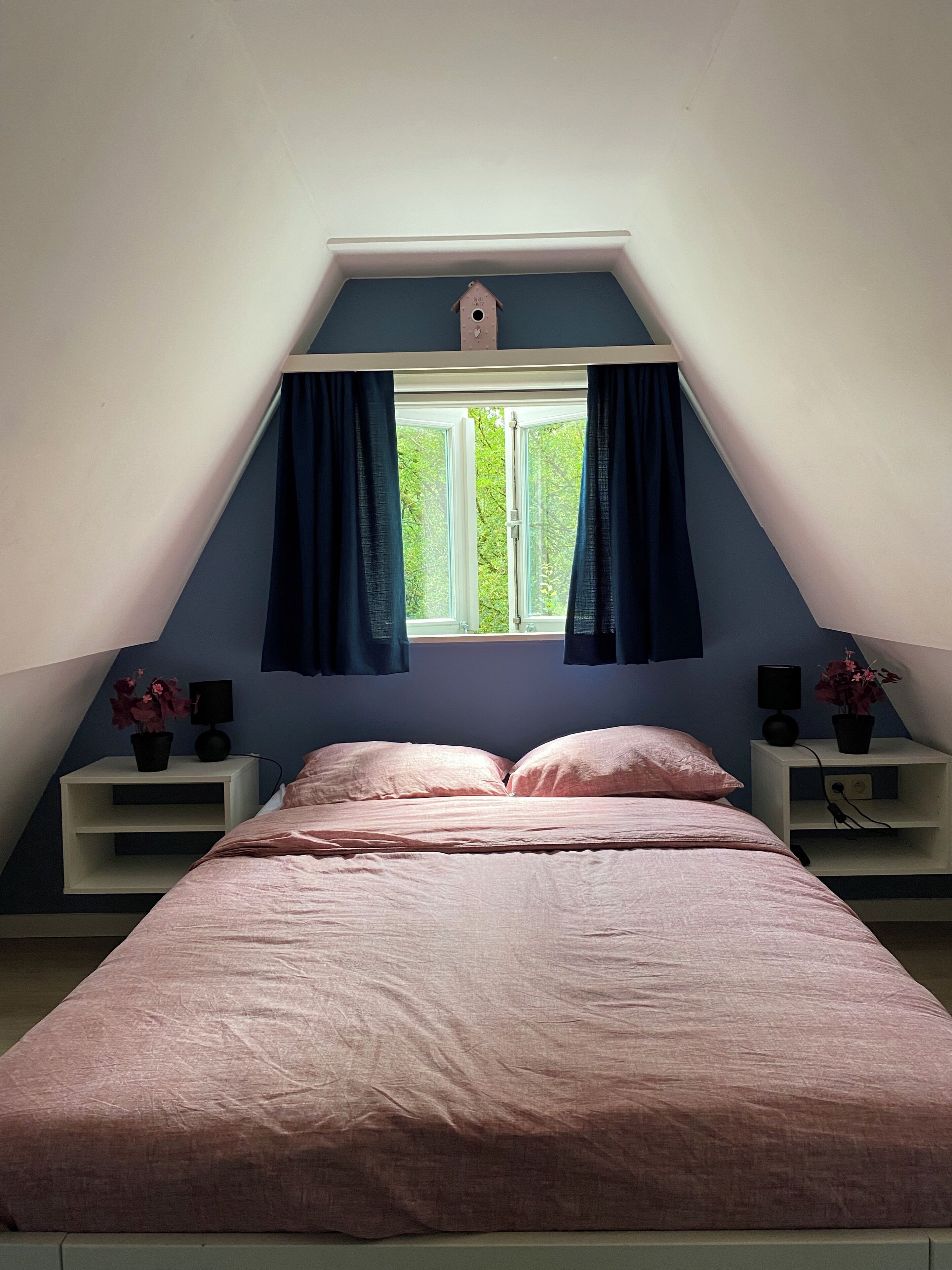 2 slaapkamers, reisbedje, wifi