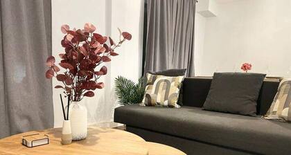 Stylish Retreat - Sleeps 6 Terrace-2bedroom-petsok