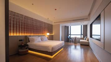 Standard Single Room, City View | Egyptian cotton sheets, premium bedding, down comforters, free minibar