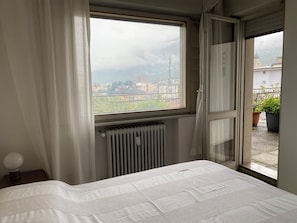 1 bedroom, iron/ironing board, bed sheets