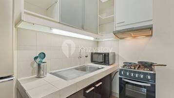 Apartemen, 2 kamar tidur, pemandangan kota | Dapur pribadi