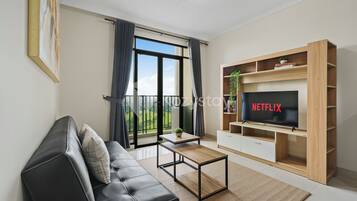 Apartemen, 2 kamar tidur, pemandangan kota | Area keluarga | TV layar datar