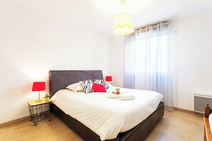 1 bedroom, iron/ironing board, WiFi, bed sheets