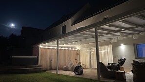 4 bedrooms