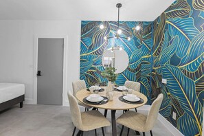 Dining - Chic Miami Beach Apt, Sleeps 4, Near Ocean (Miami Beach)