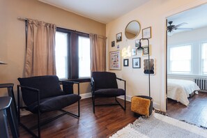 1 chambre, bureau, Wi-Fi gratuit, draps fournis