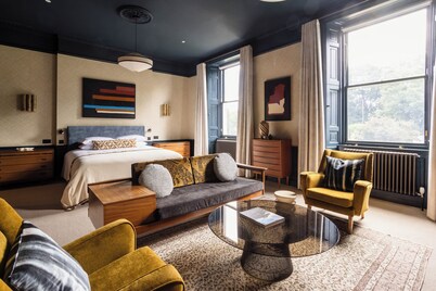 3 Johns Place Townhouse