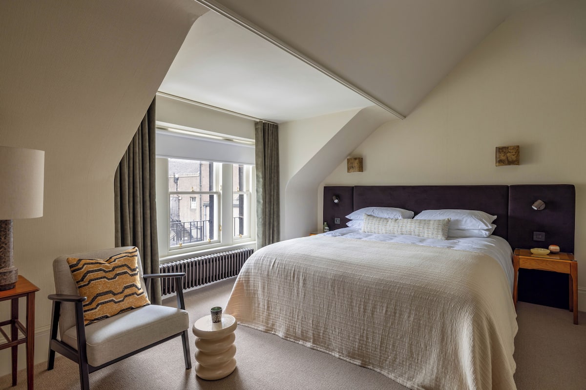 Premium bedding, pillowtop beds, individually decorated