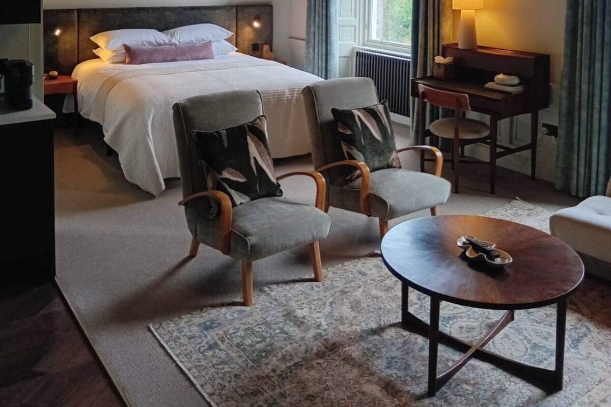 Luksusstudio, parkutsikt | Sengetøy av topp kvalitet, senger med overmadrass og blendingsgardiner