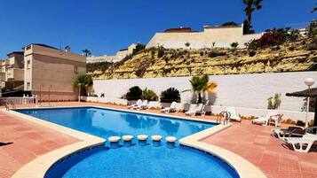 Apartment | Pool | Outdoor pool