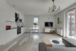 Family Apartment | 2 bedrooms, hypo-allergenic bedding, individually decorated -  Bastion Wałowa City Center & Parking by Downtown Apartments (Gdansk)