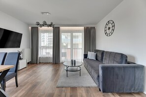 Familjelägenhet | 2 sovrum, allergitestade sängkläder och individuell inredning