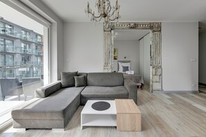 Familjelägenhet | 2 sovrum, allergitestade sängkläder och individuell inredning