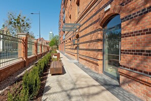Exterior -  Bastion Wałowa City Center & Parking by Downtown Apartments (Gdansk)