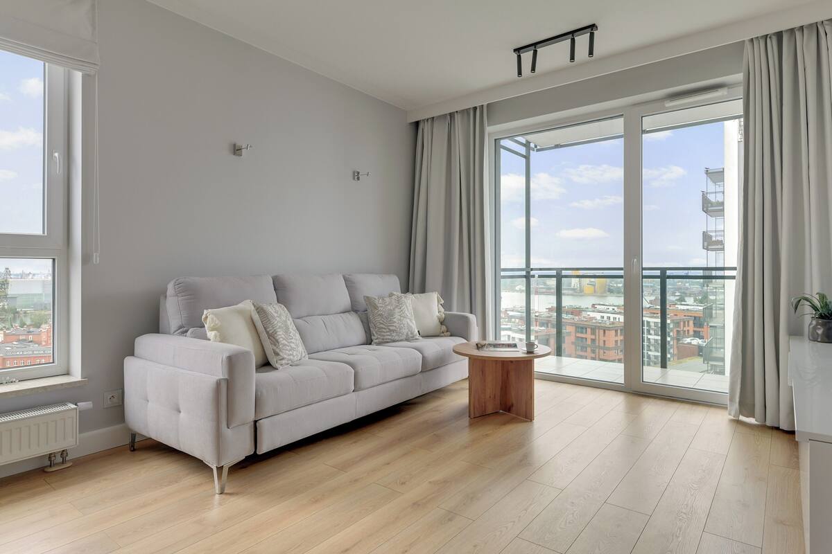 Deluxe Apartment, 2 Bedrooms, City View | Living area | Flat-screen TV