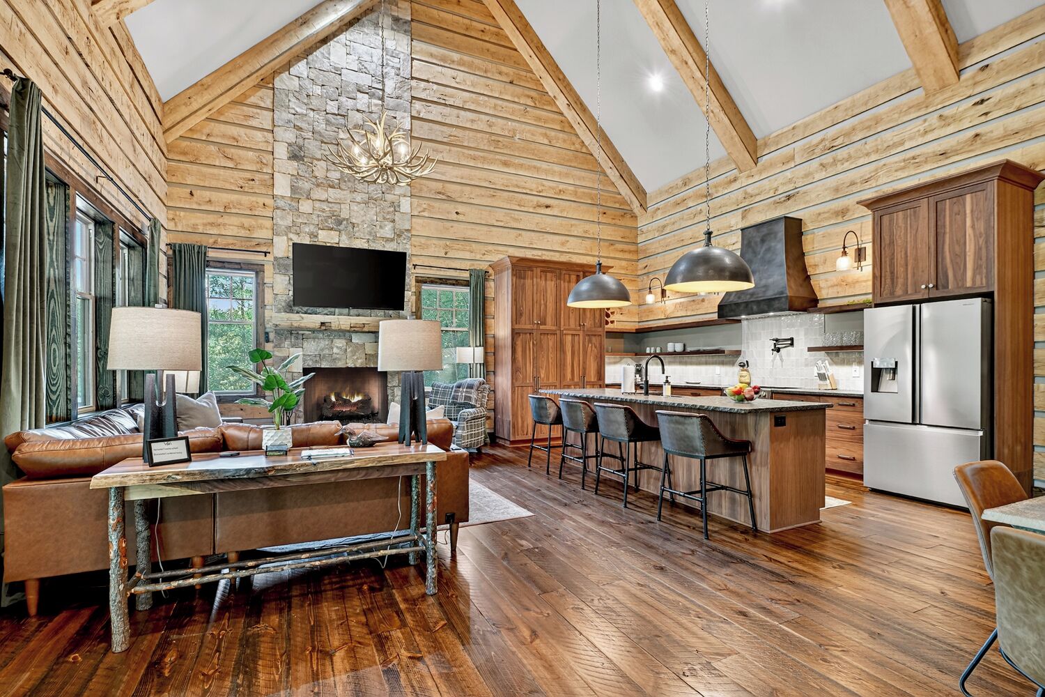 المنشأة من الداخل