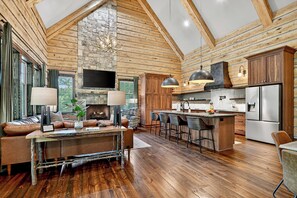 Interior - High-end custom cabin that sits on the Cartecay River, hot tub, firepit (Ellijay)