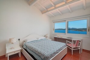Apartment, Meerblick | 3 Schlafzimmer, Bügeleisen/Bügelbrett, Babybetten, kostenloses WLAN