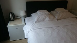 1 soverom, strykejern/-brett, wi-fi og sengetøy