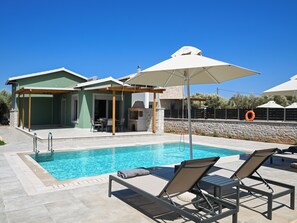 Pool - Charming Halipoma Laertes Villa close to Lefkada town & Ai Giannis beach (Lefkada)