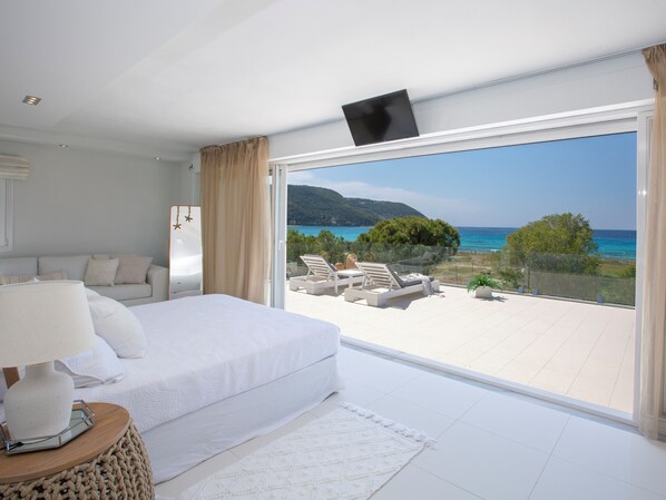 5 dormitorios, tabla de planchar con plancha, wifi y ropa de cama