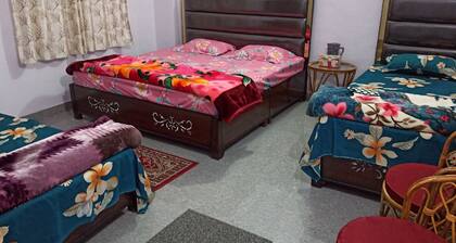 Indralok Hotel By GRB