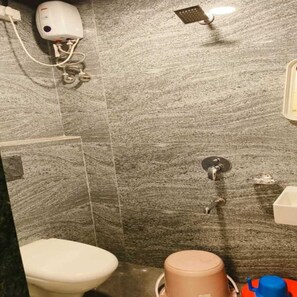 Bathroom - Hotel Pride Suites (Mumbai)