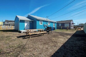 Outdoor dining - The Azure Escape Summ (Corpus Christi)