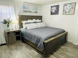 3 bedrooms, desk, iron/ironing board, free WiFi - 3-Bdrm Home on Large Property at Norris Lake. Pet Friendly! (New Tazewell)