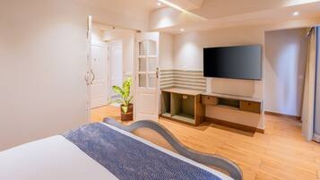 Bar mini, Wi-fi percuma, cadar katil